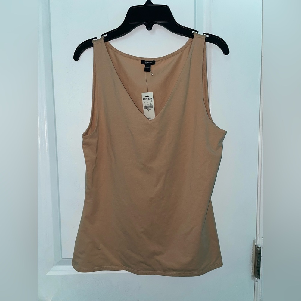 Express Top size Medium New with tags!✨